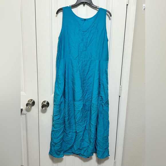 Sleeveless Teal Dress - Picture 1 of 4